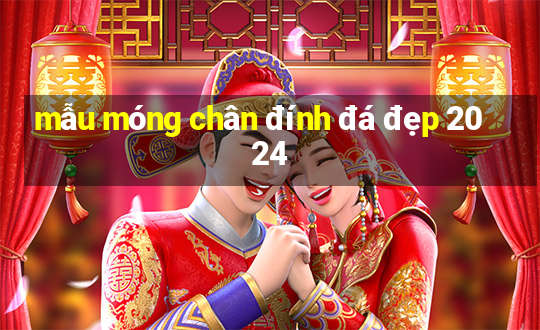 mẫu móng chân đính đá đẹp 2024